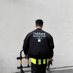 UND洛杉矶限定美式印花无氟防泼环保运动外套五道杠拉链立领夹克