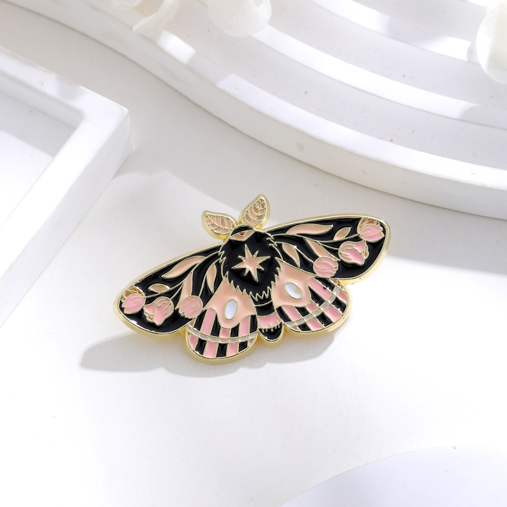 13g Weight Brooches Classification Casual, Party, Street Occasion Zinc alloy Material Butterfly Pattern Unisex Gender Enamel, Plating Design Sweet Style Sweet Pin Butterfly Zinc Alloy Enamel Plating Unisex Brooches 15