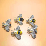 ins装饰胸针小蜜蜂胸针合金水钻胸花韩版别针饰品服饰配饰