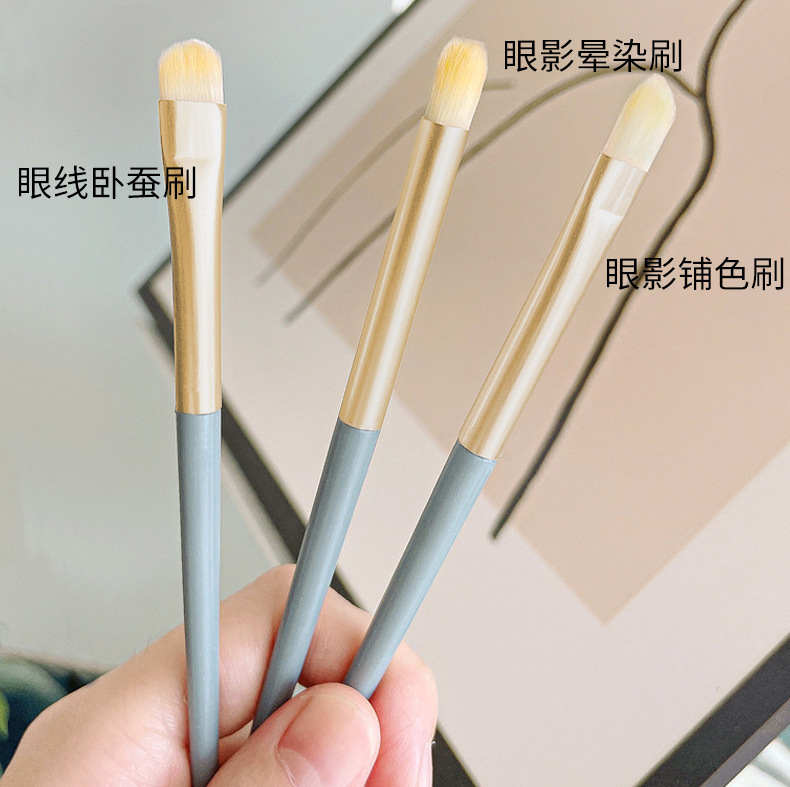 网红爆款3支眼影刷便携通用眼线卧蚕刷化妆刷精细眼部细节刷套装|undefined