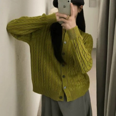 韩国纯色麻花针织开衫女秋季新款外搭宽松圆领短款小个子毛衣外套