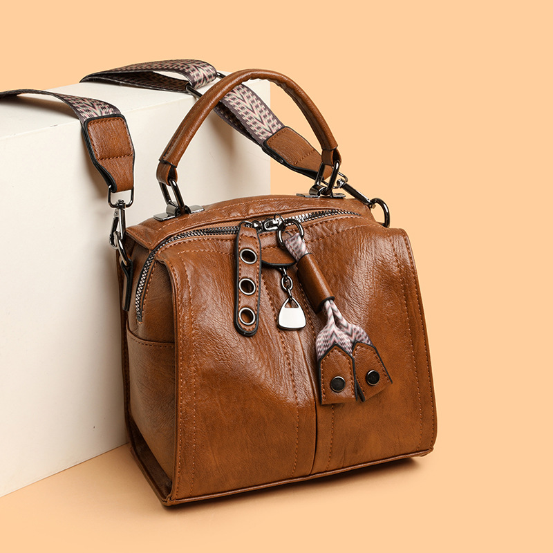 European And American Retro Boston Bag For Women, Soft Leather Shoulder And Crossbody Bag, New Fashion Versatile Large Capacity Handbag - Thumbnail 2