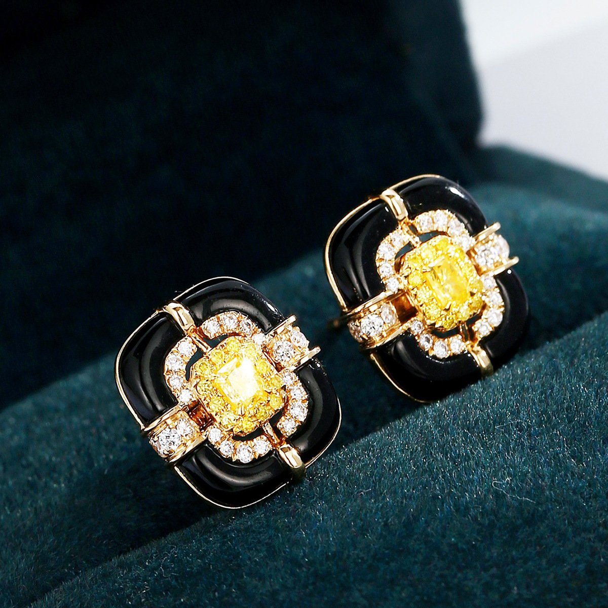 Square Stud Earrings Titanium Steel Hip Hop Style For Unisex_voghion.com
