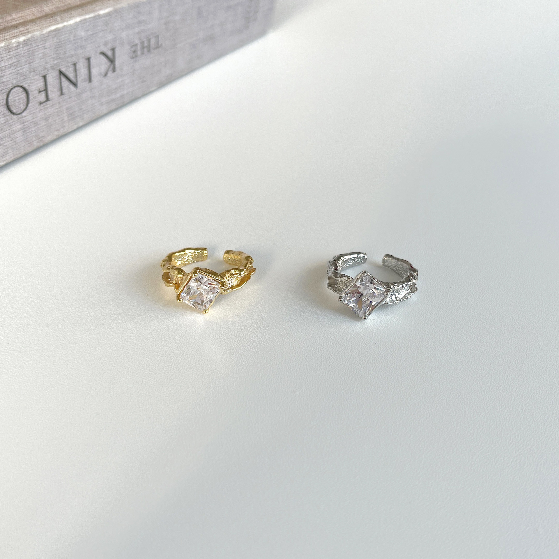 Retro Geometric Copper Inlay Zircon Open Ring 1 Piece