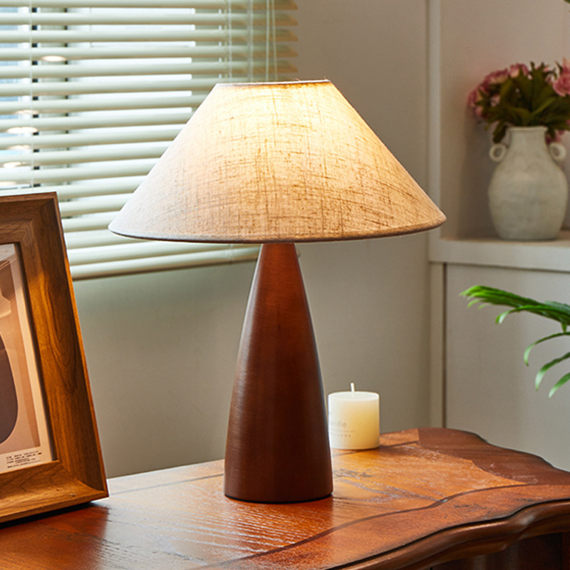 Bedroom Bedside Table Lamp Advanced Feeling Silent Style Middle Ancient Retro Japanese Style Homestay Solid Wood Atmosphere Decorative Table Lamp