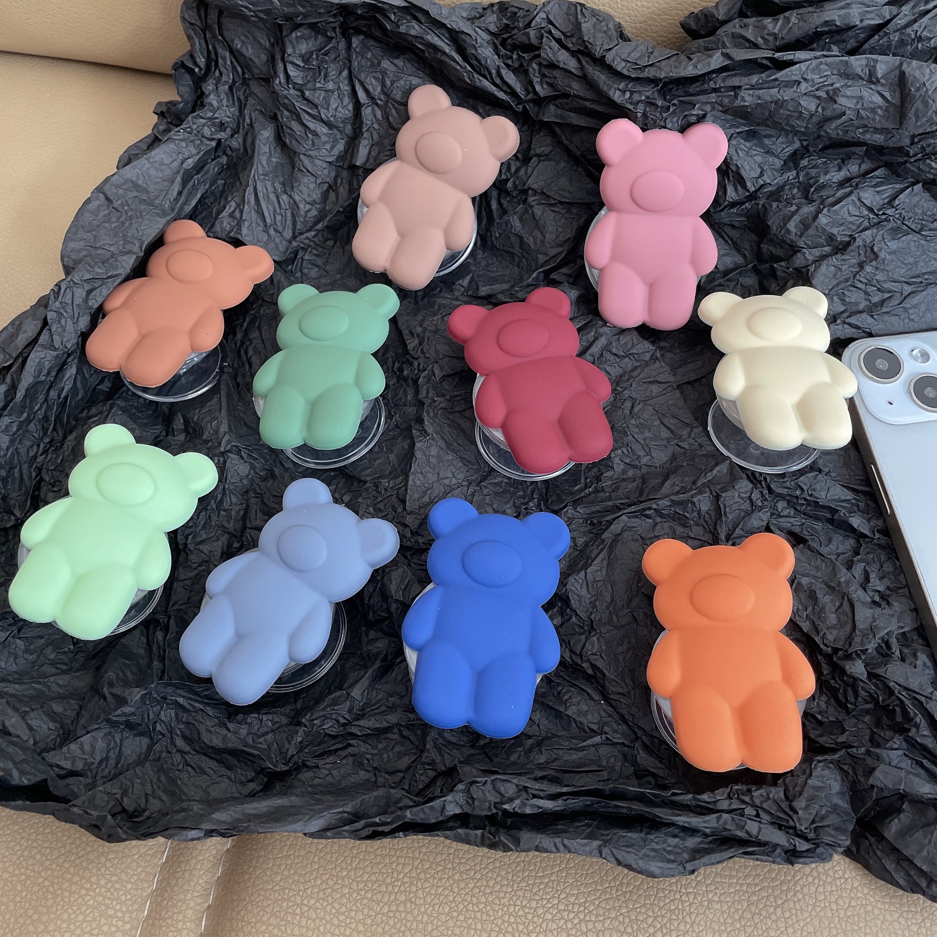 50g Weight Bear Silica Gel Cute Mobile Phone Holder