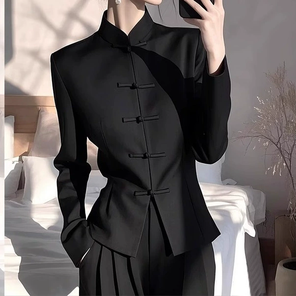 Весной иностранный дух шикарный, легкий и роскошный