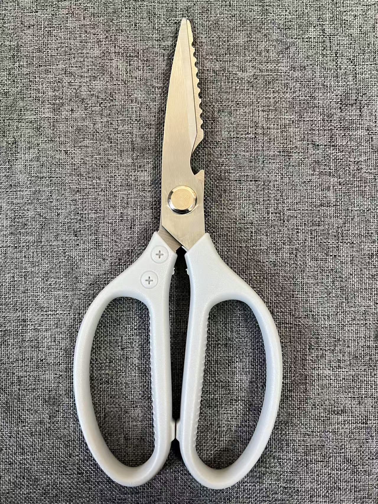 Fábrica al por mayor cocina fuerte tijeras de hueso de pollo hogar multifunción tijeras de hueso de acero inoxidable cuatro generaciones SK5 tijeras barbacoa