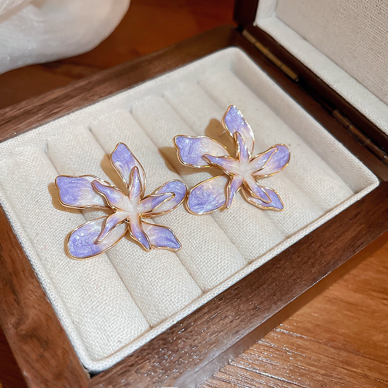 Earrings, gradient, flowered