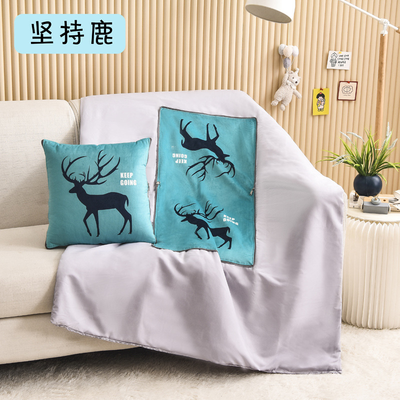 사슴에게 붙어
