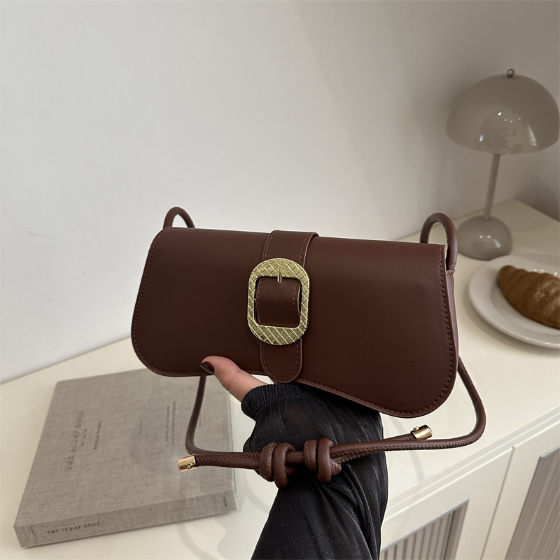 2024 nuevo diseño extranjero retro bolso de brazo de moda bolso de hombro casual bolso de tendencia de color sólido