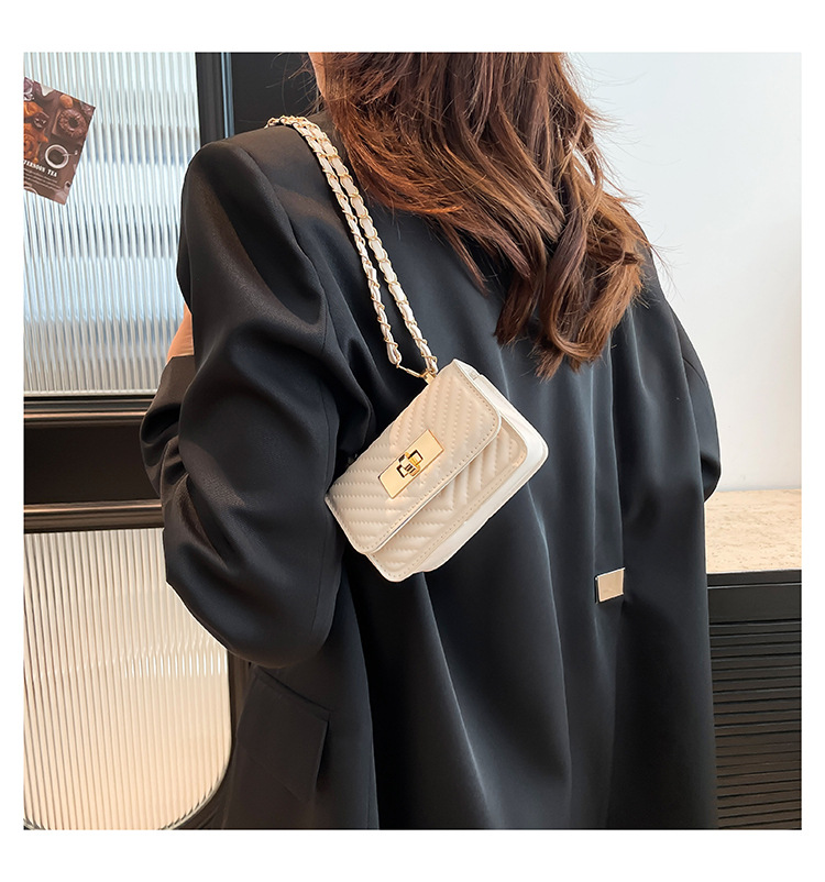 Chevron Pattern All Seasons Season Women's Pu Leather Chevron Streetwear Sewing Thread Square Flip Cover Square Bag