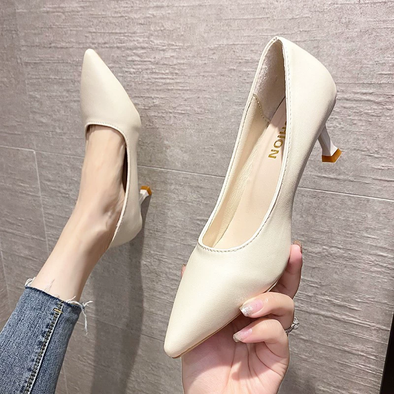 Профессиональная женская обувь на высоком каблуке с черно-белым воротником 2023 Новые элегантные туфли на каблуке с острым носком Модные одиночные туфли на шпильке