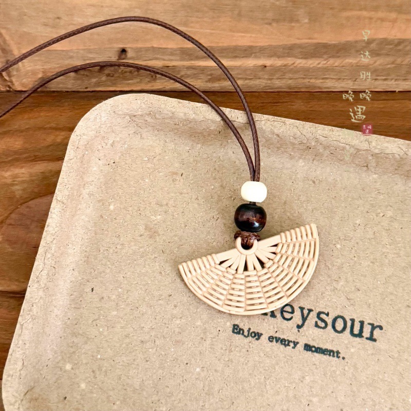 Necklace 0695