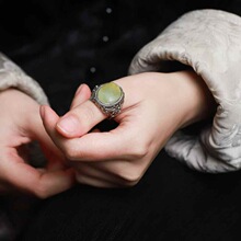 玉器工艺品天然新疆和田玉 籽料老料•原石戒指男女扳指戒指送证