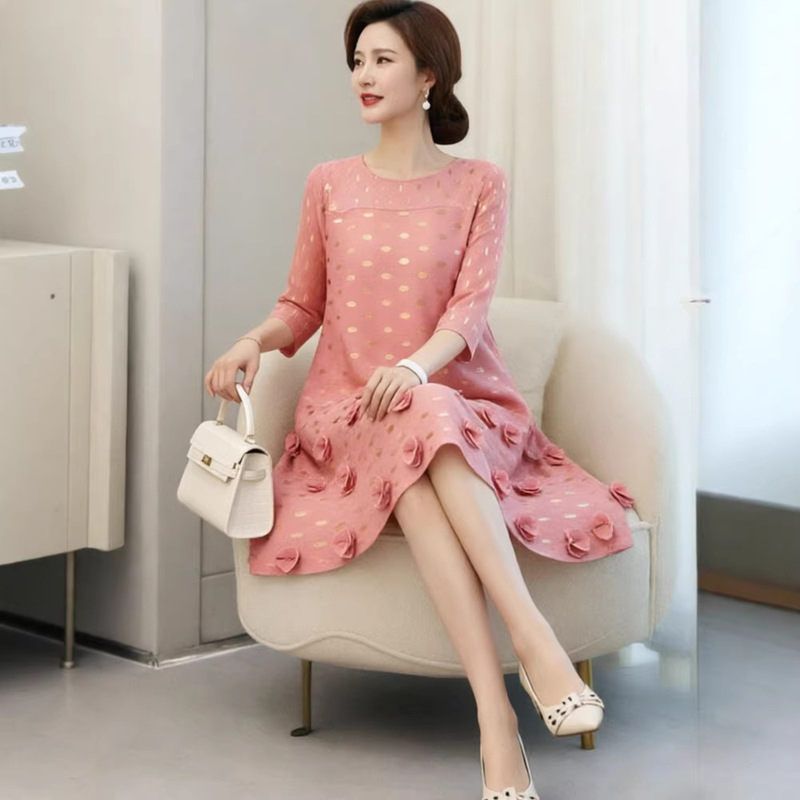 Trendy Mom Pleated Dress Summer New Style Miyake-Style Plus Size Women's Fashion Age-Reducing Polka Dot Dress Wholesale Trendy Mom Pleated Dress Summer New Style Miyake-Style Plus Size Women's Fashion Age-Reducing Polka Dot Dress Wholesale