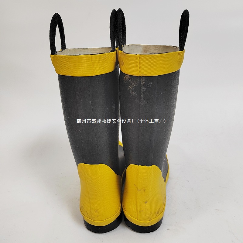 灭火消防靴防砸防刺穿阻燃救援战斗靴耐磨钢板底防护靴02消防靴