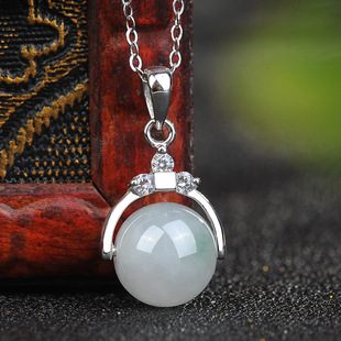 Factory wholesale natural Burmese jade pendant Guanyin Buddha Gong Ruyi gourd ring Fugua green beans transfer beads