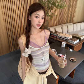 红人馆吊带背心女夏外穿2026新款露背辣妹蕾丝紫色条纹无袖上衣女