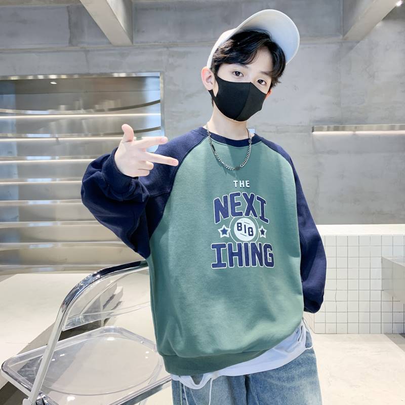 Boys' long-sleeved T-shirt, 2026 new style, fashionable boys' spring and autumn style, base shirt, sweatshirt, children's spring clothing, T-shirt top.