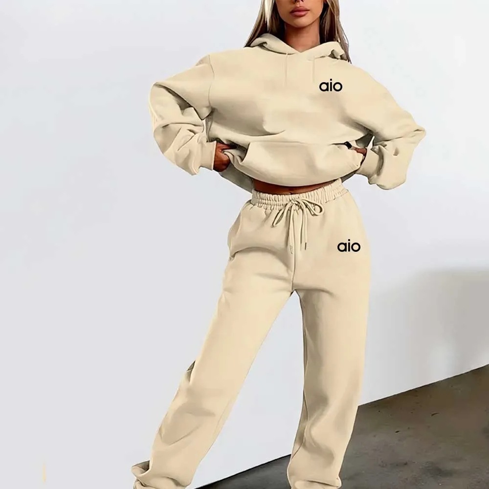 Autumn and Winter Fashion Ladies Elegant Style Printed Hooded Fleece-Lined Sweatshirts and Jogging Suit with Long Sleeves Cover