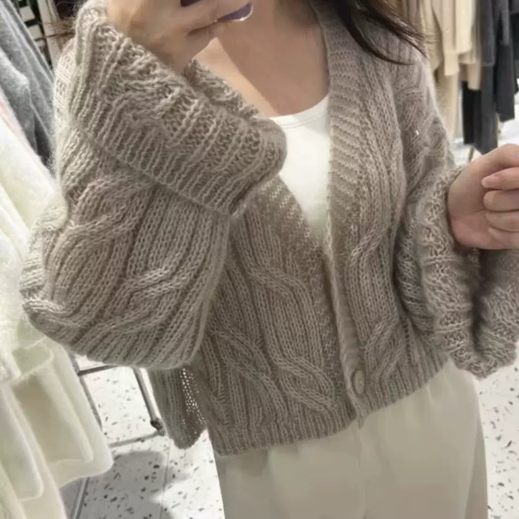 205早秋季新款韩系麻花毛衣女宽松慵懒风马海毛镂空针织开衫上衣