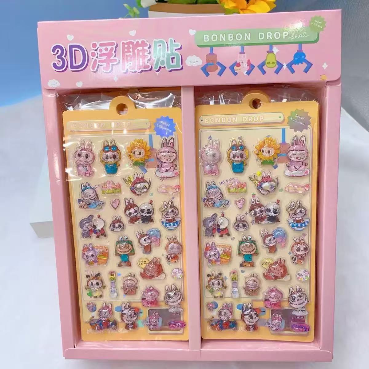 Pegatinas de mascotas lindas de Sanrio, calcomanías de agua de Kuromi de alta calidad que se sacuden y se pegan, pegatinas decorativas pequeñas con patrones para manualidades infantiles.