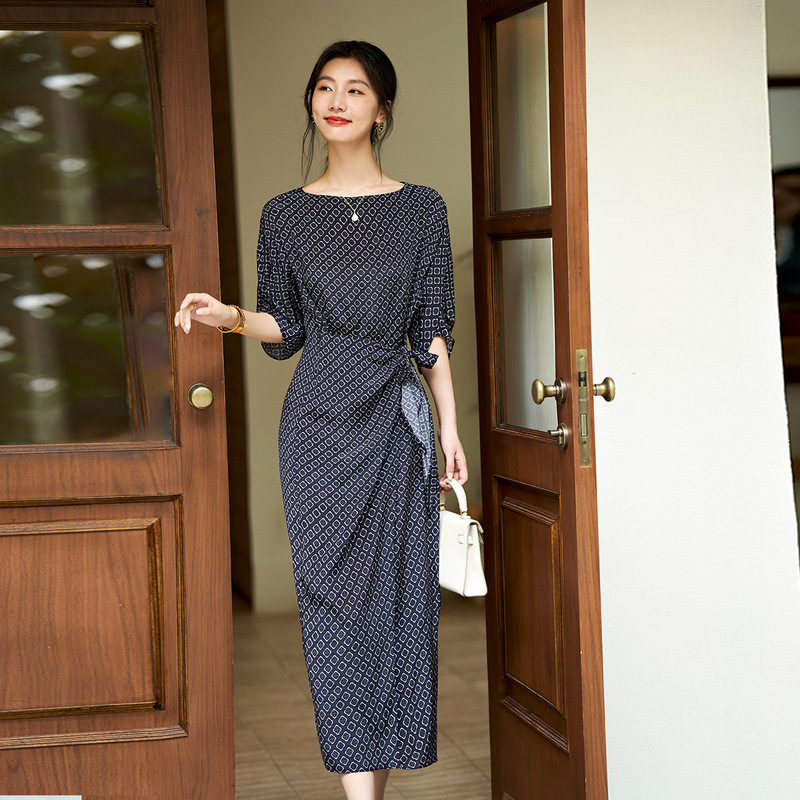 80371 Navy Blue Star-Patterned Geometric Silk Dress with Ruffled Sleeves and Side Tie Waist, Made of Mulberry Silk 80371 Navy Blue Star-Patterned Geometric Silk Dress with Ruffled Sleeves and Side Tie Waist, Made of Mulberry Silk