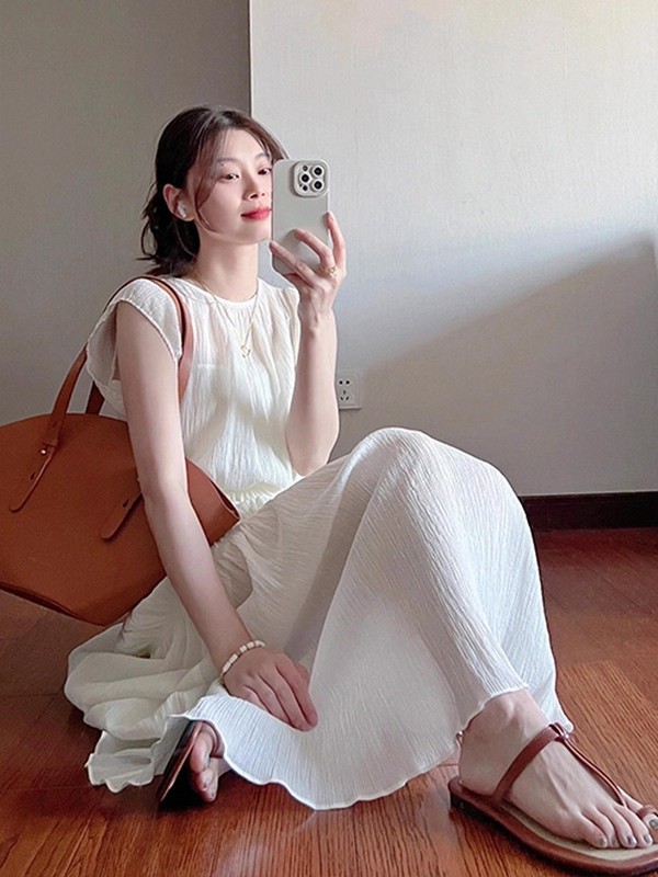 2510 フレンチプリーツデザインスーパーフェアリードレス夏の新しいスタイルの優しいスタイルの小さなフライングスリーブスリムラウンドネックロングスカート|undefined