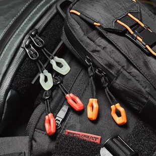 Outdoor backpack zipper tail rope New luminous injection zipper head tail rope self-luminous pull tail rope cross-border hot sale