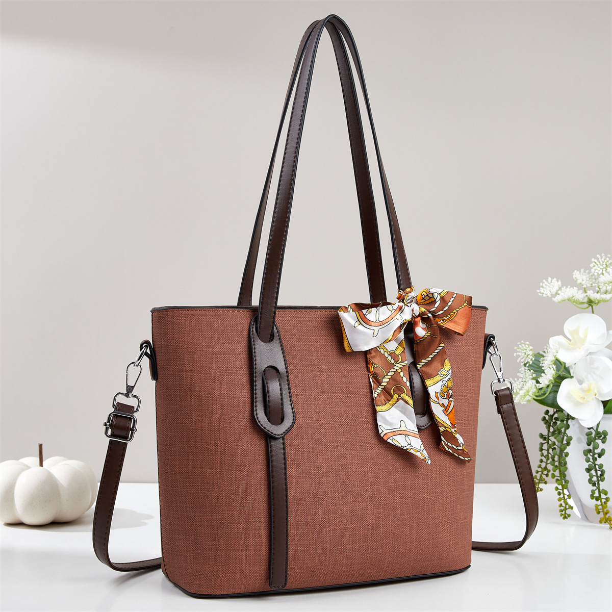 Buñuelo de seda decorado bolso de hombro de gran capacidad, bolso de mano, bolso de mano, bolso de mochila de moda casual, bolso de tote
