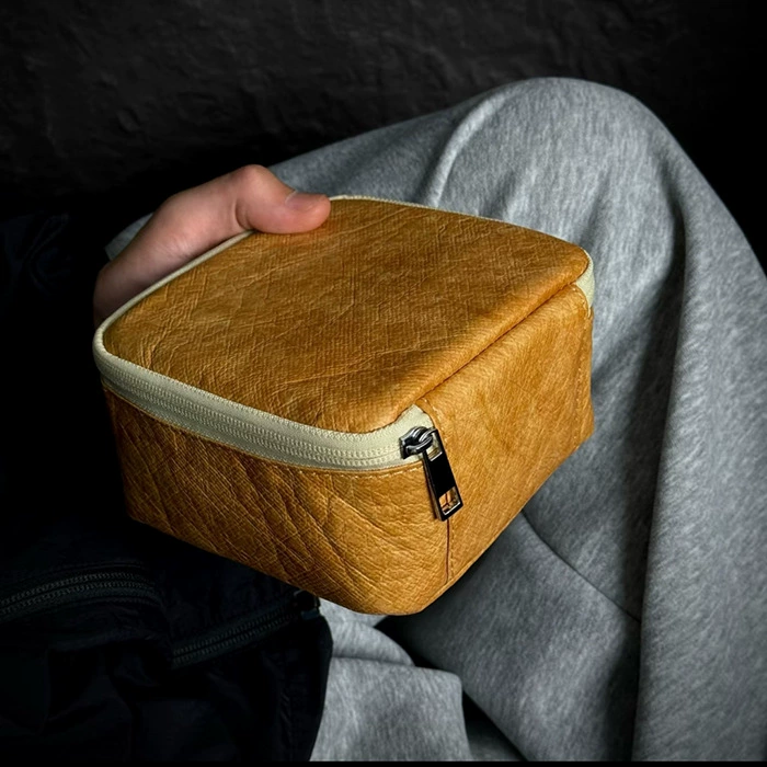 Organizer bag, capacious box