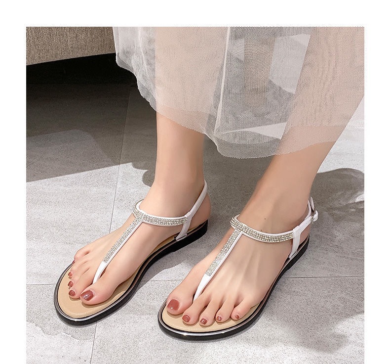 Sandalias de chanclas de diamantes de imitación de fondo plano de moda para mujer, estilo de hadas, zapatos romanos antideslizantes de fondo suave, zapatos de playa de todo fósforo
