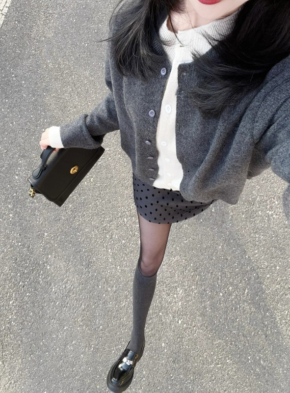韩版hiphop灰色软糯针织衫女春秋高级感气质休闲百搭纽扣开衫外套|undefined