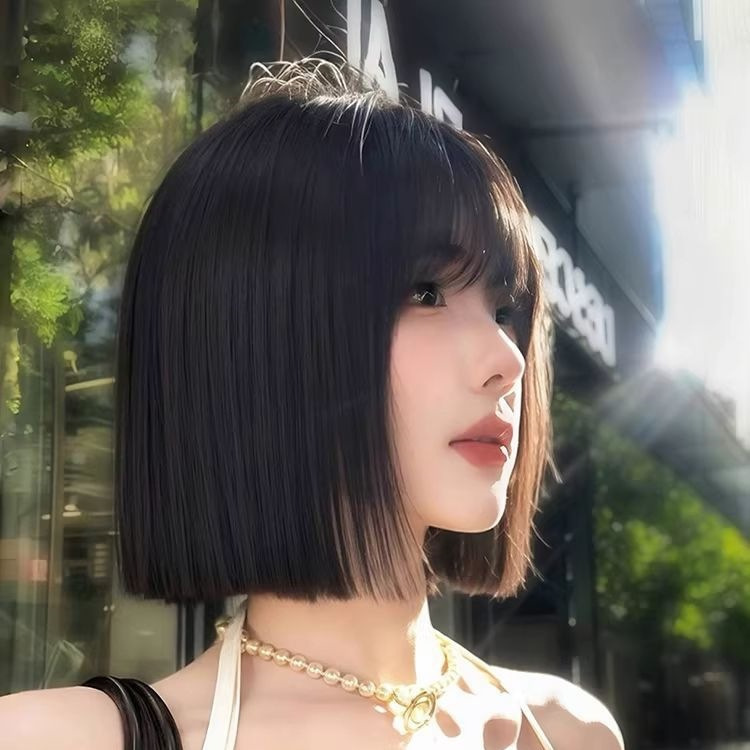 Full Head Wig for Women, Realistic One-Size-Fits-All Bob Style, Summer Breathable Large Scalp Wig, Natural Short Hair Wig Full Head Wig for Women, Realistic One-Size-Fits-All Bob Style, Summer Breathable Large Scalp Wig, Natural Short Hair Wig
