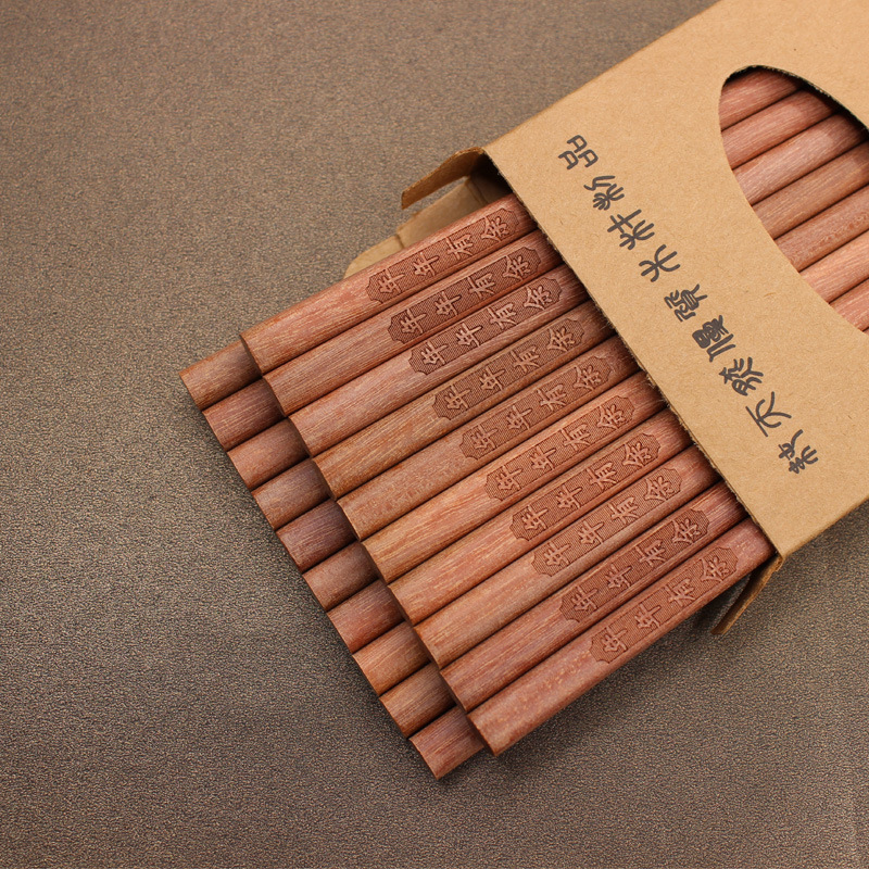 Palillos de madera de ala de pollo para el hogar 10 pares al por mayor Palillos antideslizantes de madera maciza sin pintura y sin cera Palillos de letras Palillos de regalo en stock