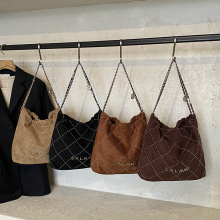 �¿���μ��Ů��2025��񽑾�С��Ҹ�°��r��朗lˮͰ�μ��