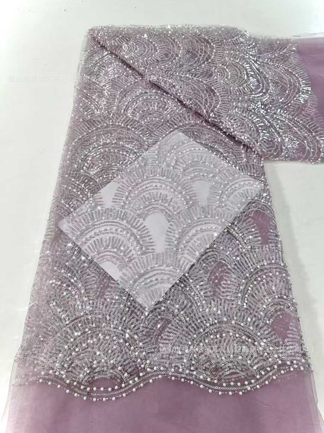Tejido de sequillas de perlas Mejor calidad Cuentas sequillas Lace Tejido de vestido de boda de alta definición