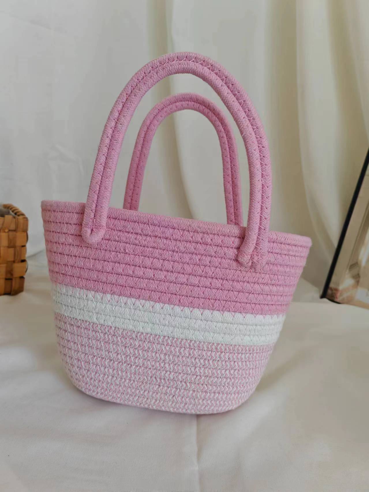 2024 primavera nuevo diseño de nicho bolso de mano de gran capacidad bolso de mano bolso de mujer casual bolso de moda occidental