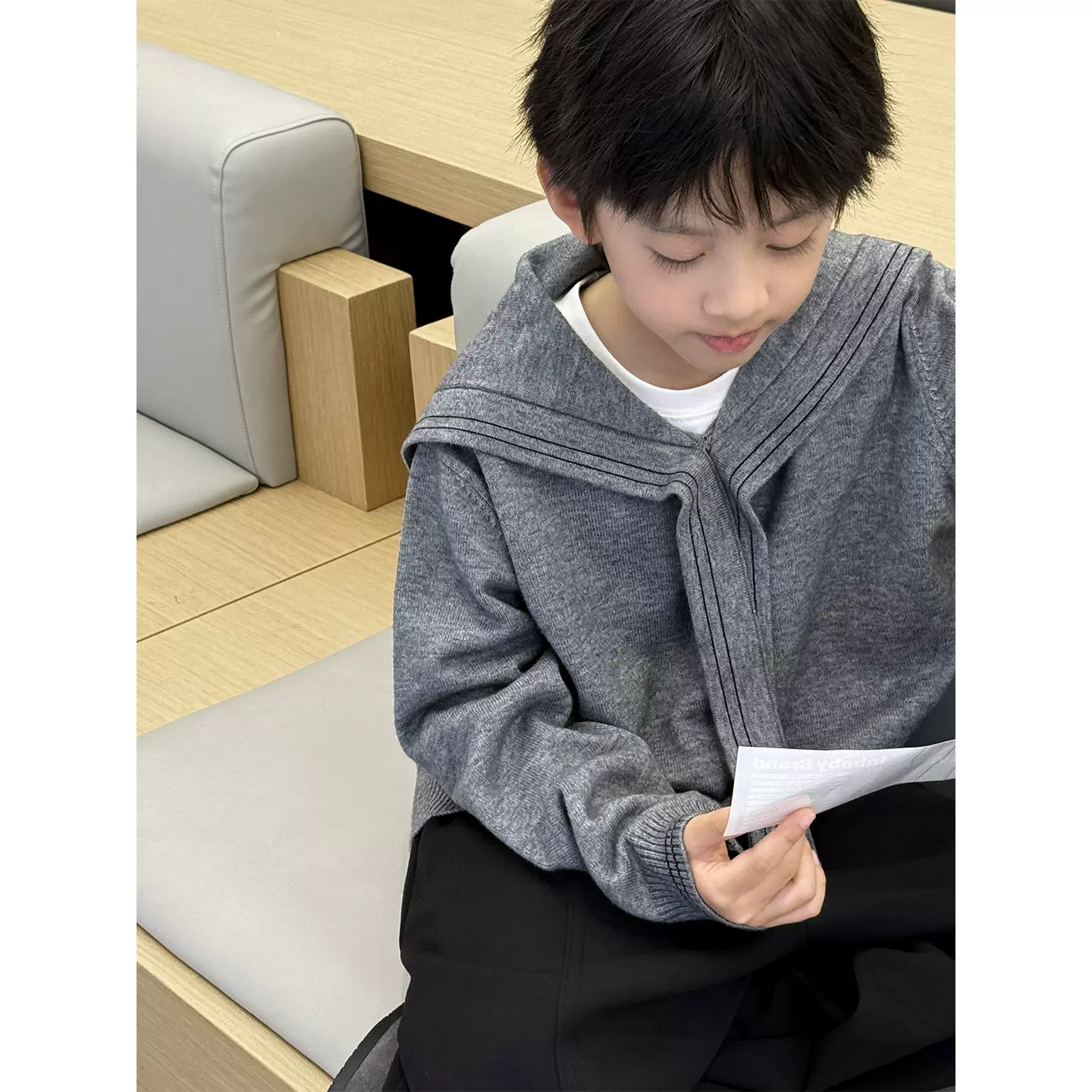 2025秋装新品儿童新款洋气上衣学院风海军领套头休闲宽松长袖毛衣