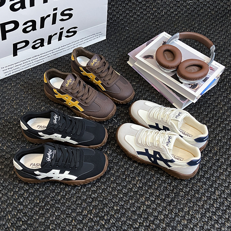 Ins coreano casual zapatos deportivos para mujeres 2025 otoño nuevos estudiantes corren correa zapatos blancos callejeros