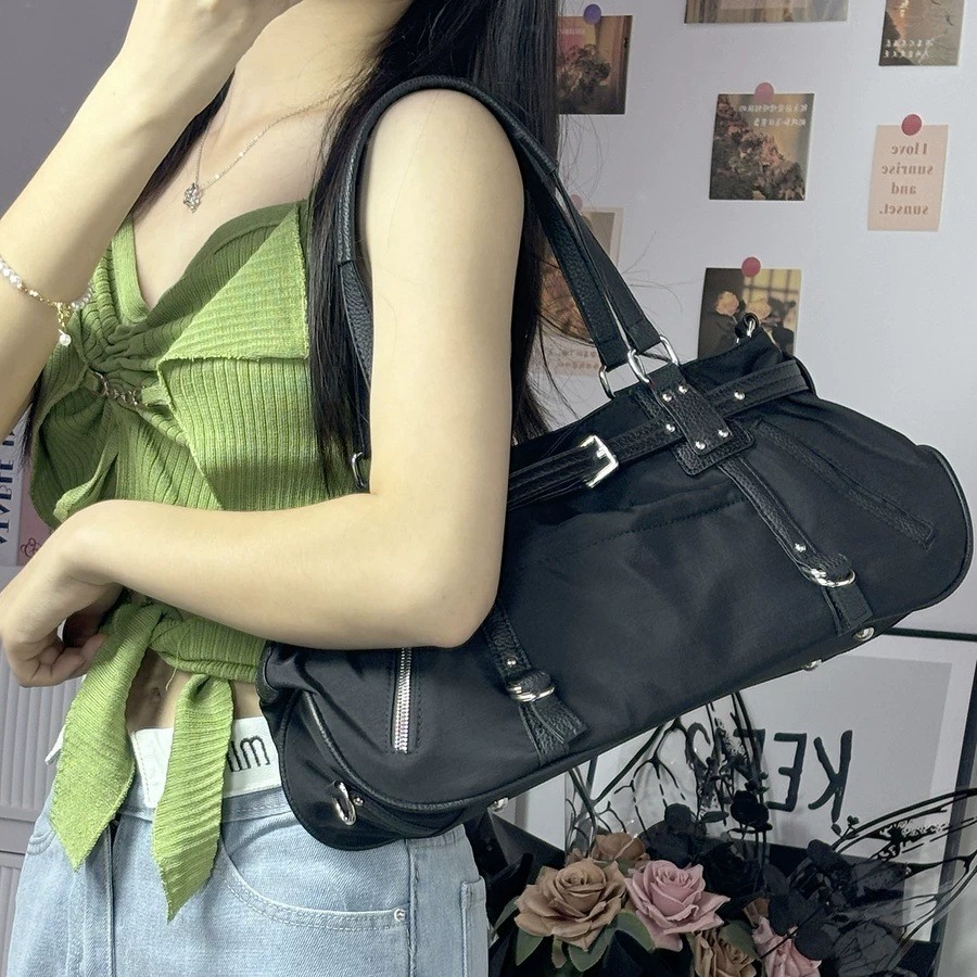 Women's Bags 2026 New Model Niche High-End Texture Large-Capacity Travel Bag for Women Sweet Cool Spicy Girl Shoulder Crossbody Bag