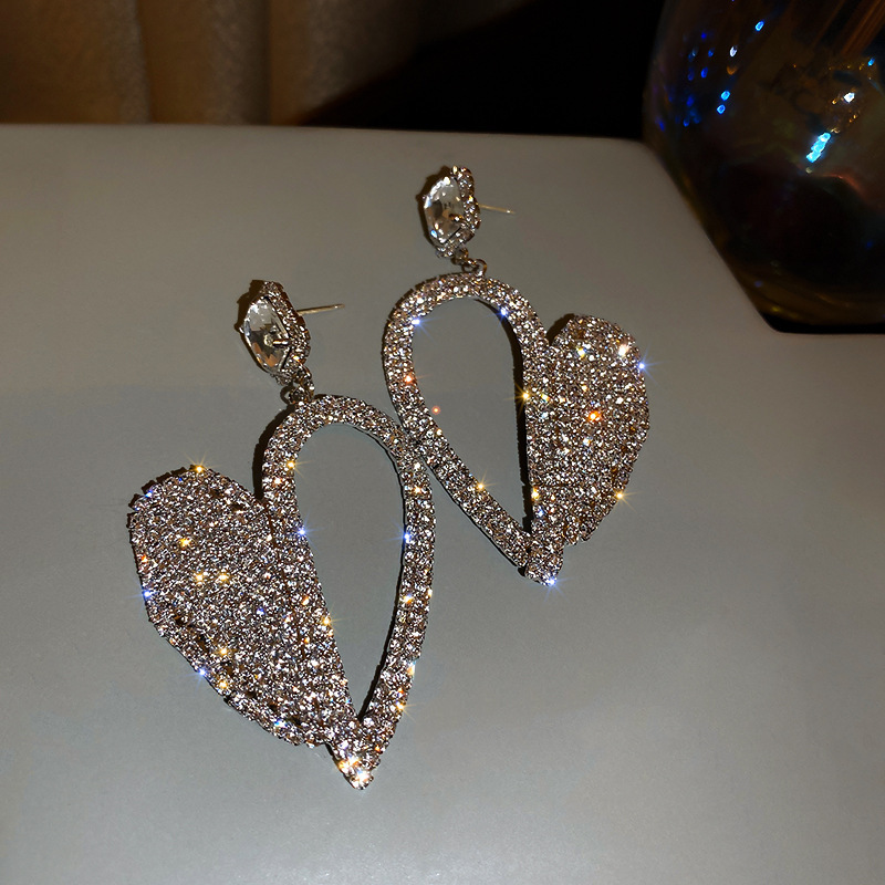 1 Pair Elegant Lady Heart Shape Inlay Alloy Rhinestones Drop Earrings display picture 2