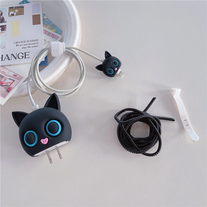 2023 nuevo cargador de dibujos animados cubierta protectora adecuada para Apple carga rápida cabeza 18/20W estándar europeo estándar americano aplicable