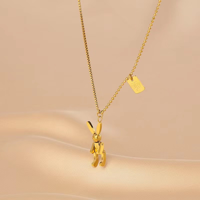Fashionable mechanical sophisticated necklace stainless steel