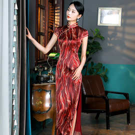 四小姐同款2024夏季真丝桑蚕丝红色结婚礼服喜婆婆旗袍年轻长款