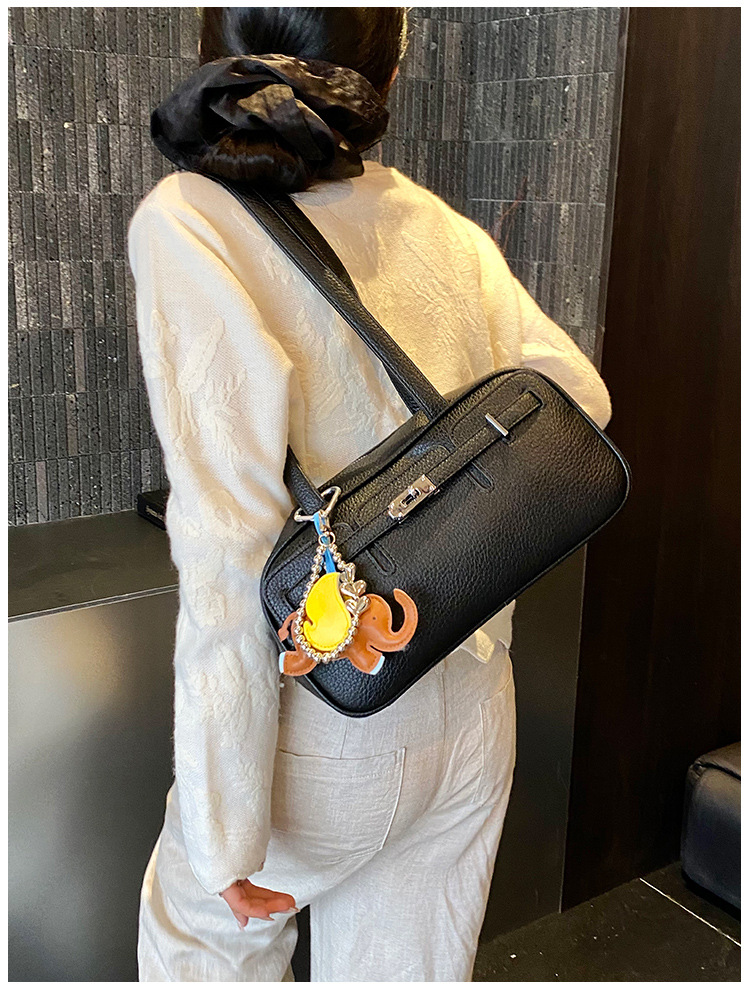 Retro Hand-held Bowling Bag, Women's Bag, Niche Design, Underarm Bag, Shoulder Bag_voghion.com