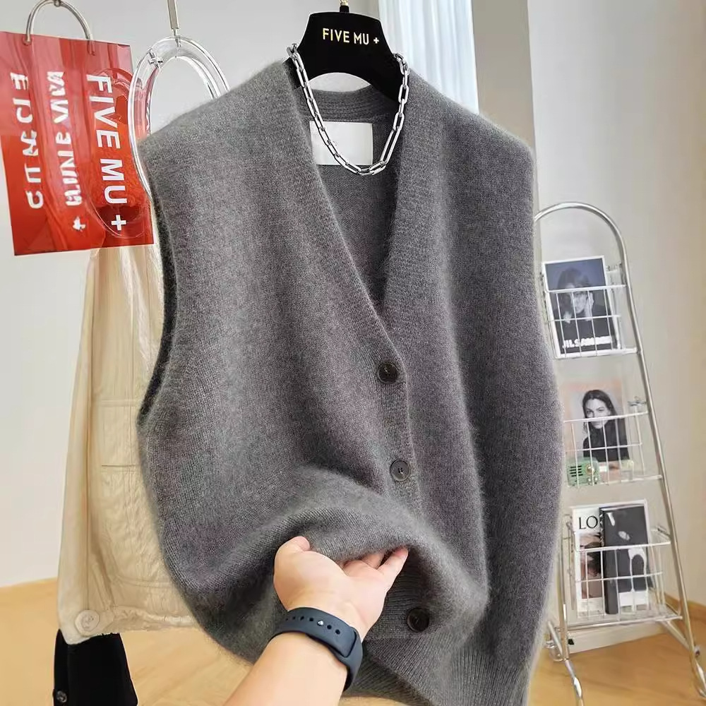 专柜高品质针织秋冬季马甲背心开衫无袖时尚百搭宽松毛衣灰色上衣