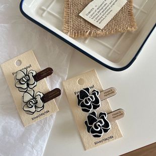 ����ɽ�軨�߼��аl�A��ŮС���L����������AŮ���������A��߅�A