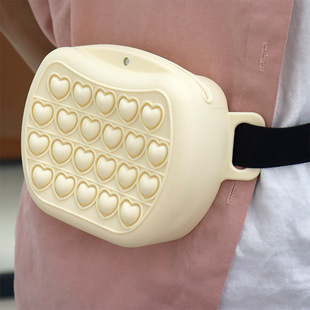 Pet Training Bag Dog Going Out Portable Dog Training Waist Bag Silicone Dog Food Bag Waterproof Dog Food Bag Dog Walking Bag